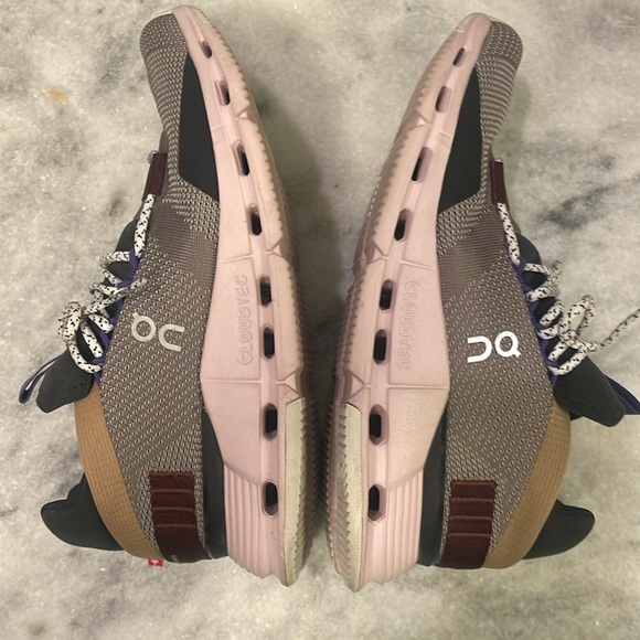 On Running Women's Sneakers - Gray, Black, Purple, Tan - Picture 5 of 9